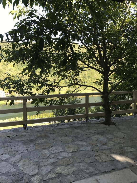 6 New River View Apartments Bihać Exterior foto